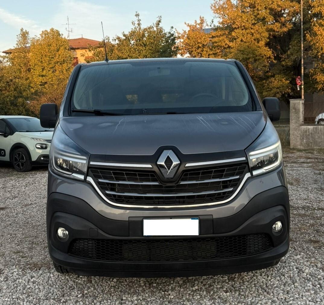 RENAULT TRAFIC PASSENGER T29 2.0 dCi 145 CV L2H1 ENERGY ZEN – SOLO 22.000 KM