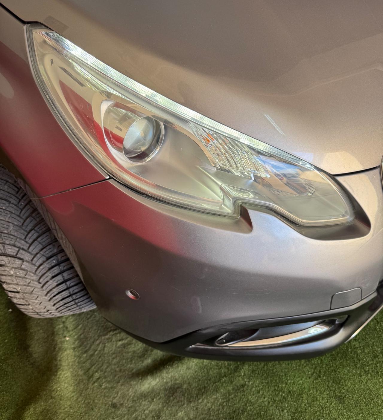 Peugeot 2008 1.6 e-HDi 92 CV Allestimento Allure top di gamma