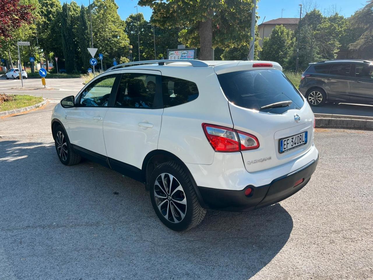 Nissan Qashqai Qashqai+2 2.0 dCi DPF Tekna