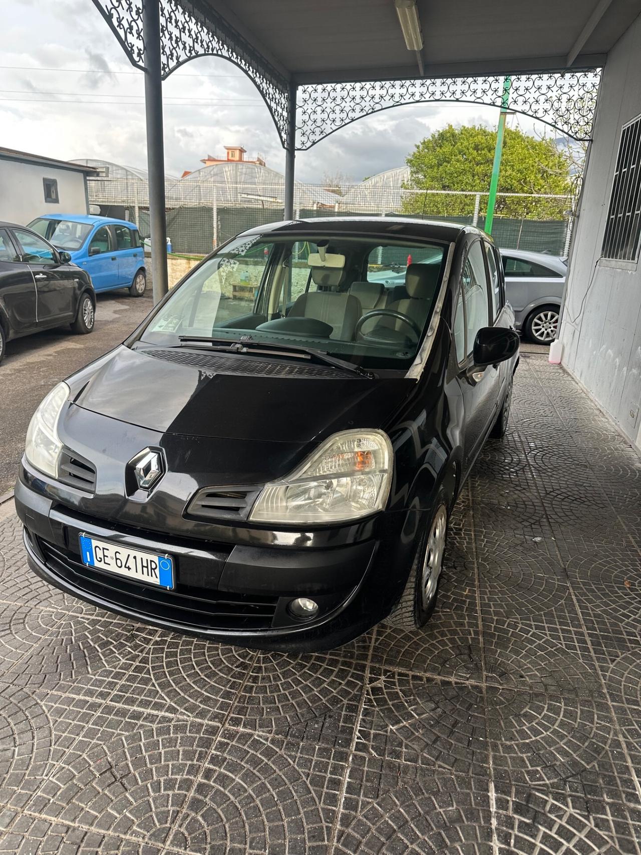 Renault Modus 1.5 dCi 85CV Dynamique