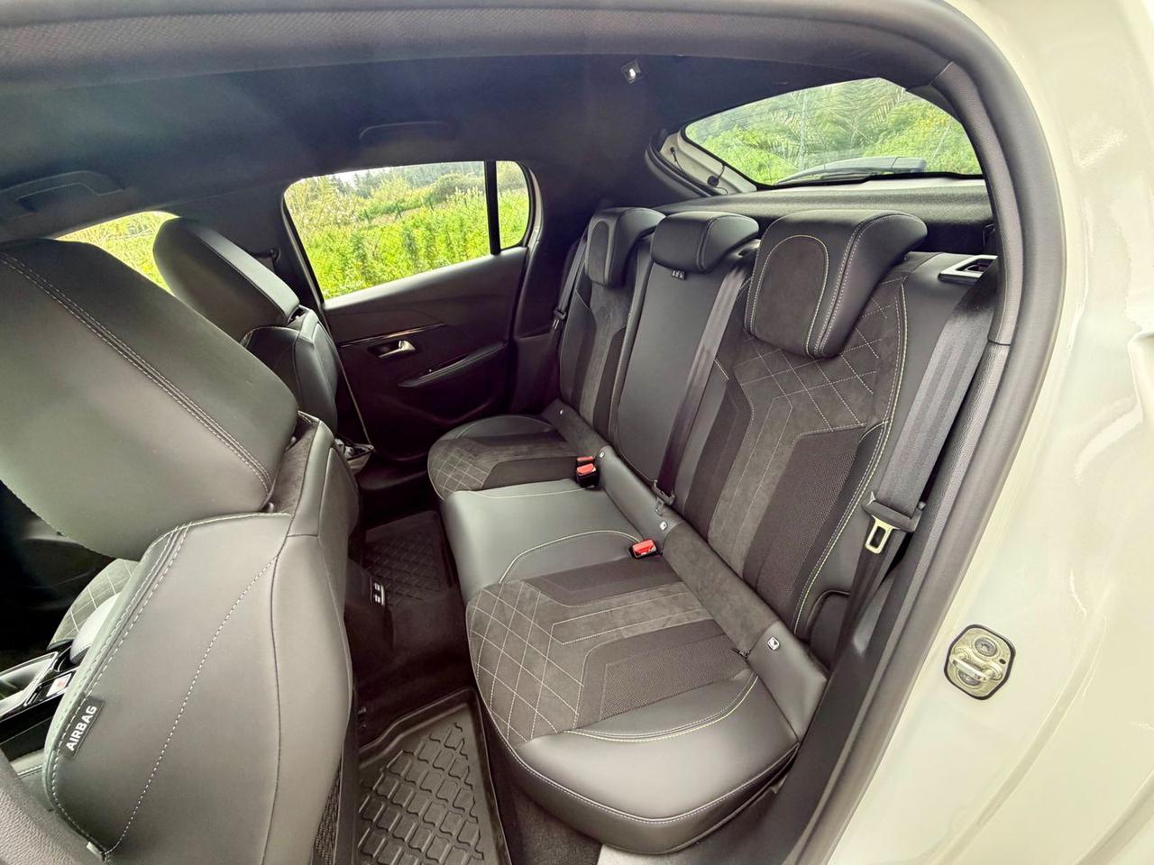 Peugeot 208 1.5 BlueHDI GT #9698