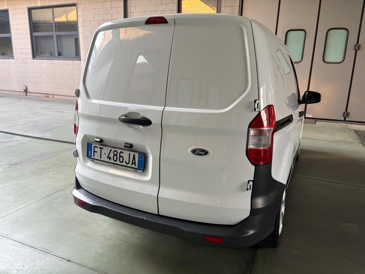 Ford Transit Courier 1.5 TDCi 75CV Van Trend