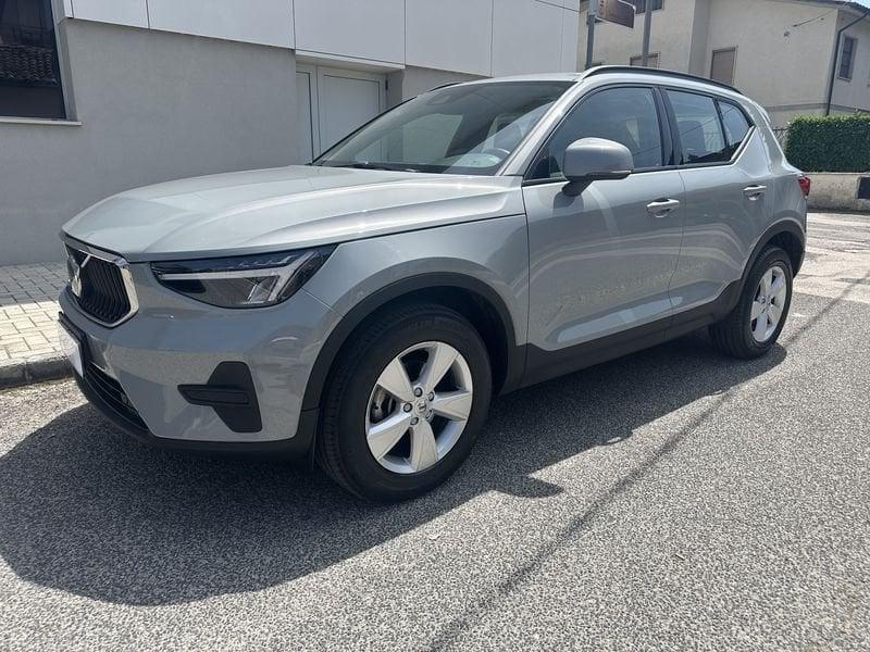 Volvo XC40 T2 automatico Essential