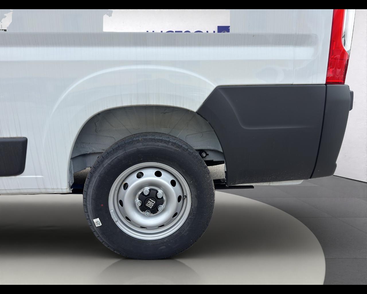 FIAT Ducato Serie 2 Stock My25 Furgone Lastrato 35q Mh2 140cv 2.2 Multijet 3 E