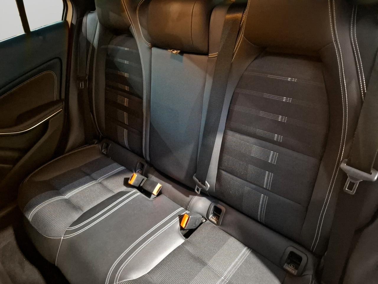 Mercedes-benz A 180 A 180 d Automatic Sport full optional