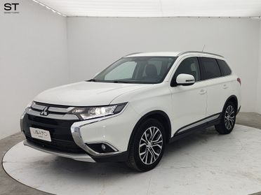 MITSUBISHI Outlander 3ª serie - Outlander 2.2 DI-D 4WD Instyle 7p.