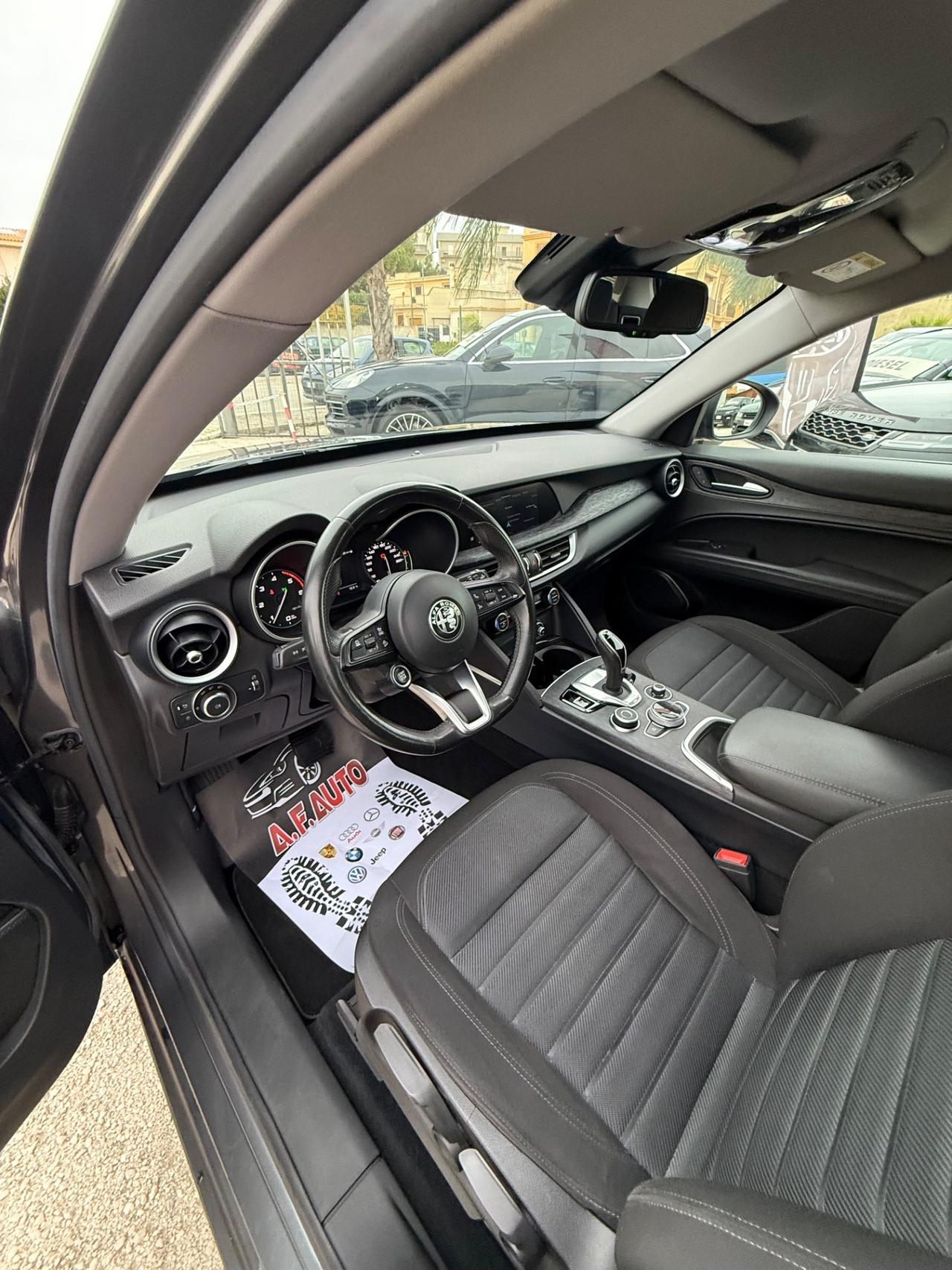 Alfa Romeo Stelvio 2.2 Turbodiesel 190 CV AT8 RWD Executive