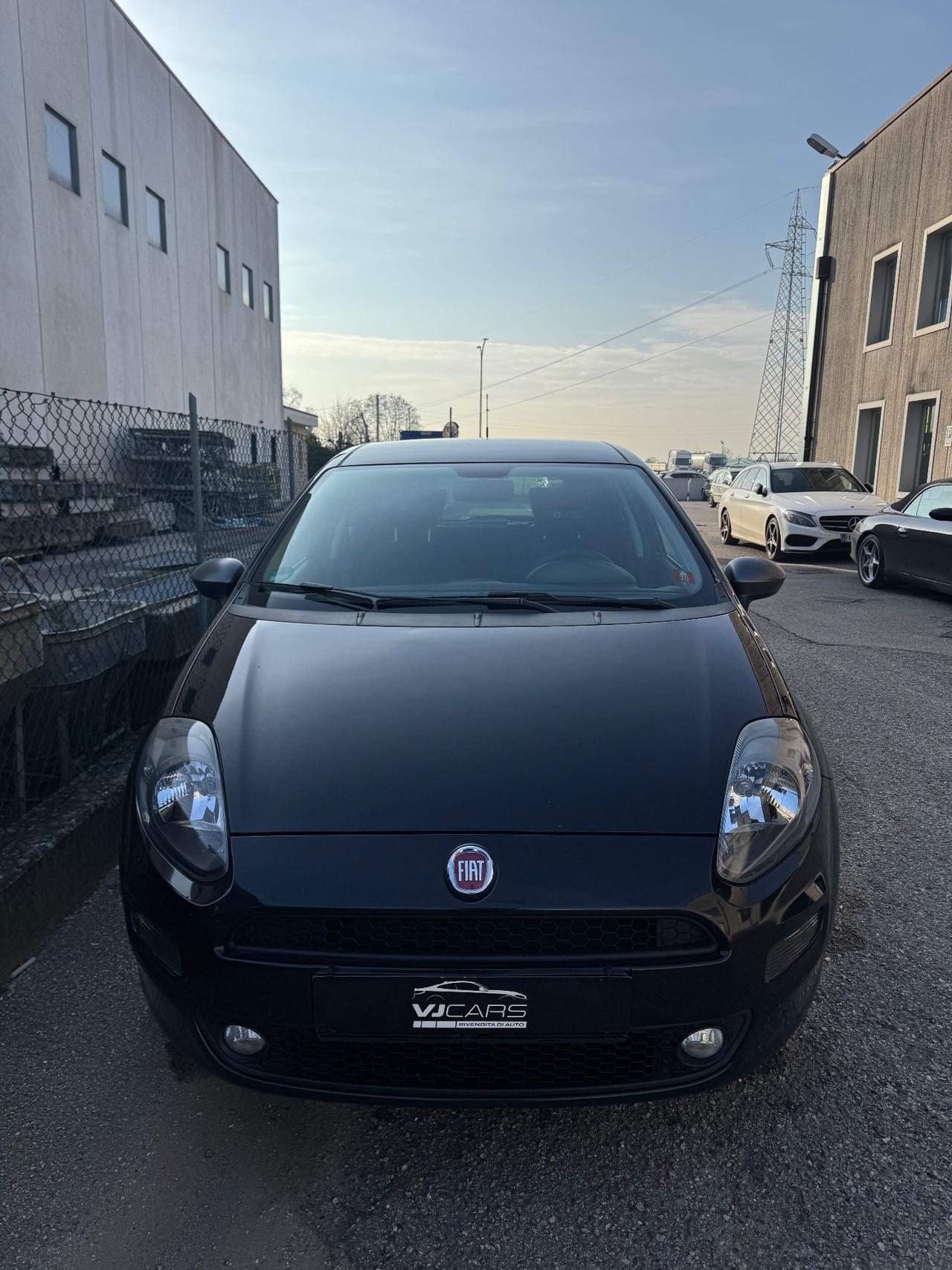 Fiat Punto 1.2 young 5p