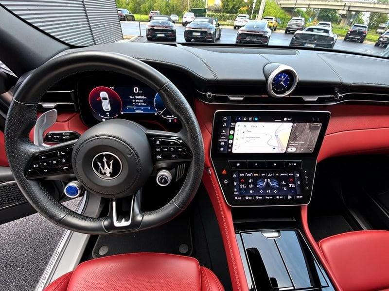 Maserati Grecale 2.0 mhev AWD Modena autom. 330 CV