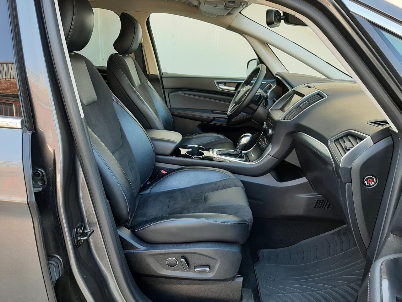 Ford S-Max 2.0 TDCi 150CV Powershift Titanium
