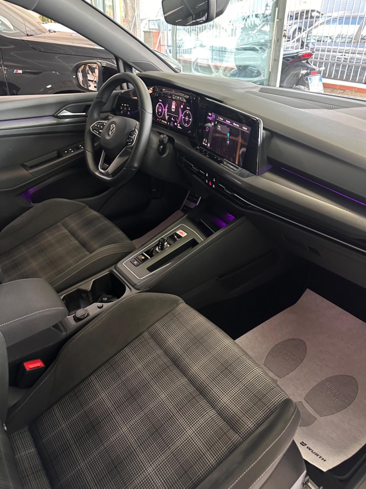 Volkswagen Golf 2.0 TDI GTD DSG 200CV