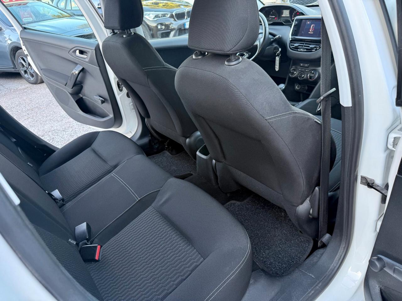 "SUPER ECO" Peugeot 208 PureTech GPL Active