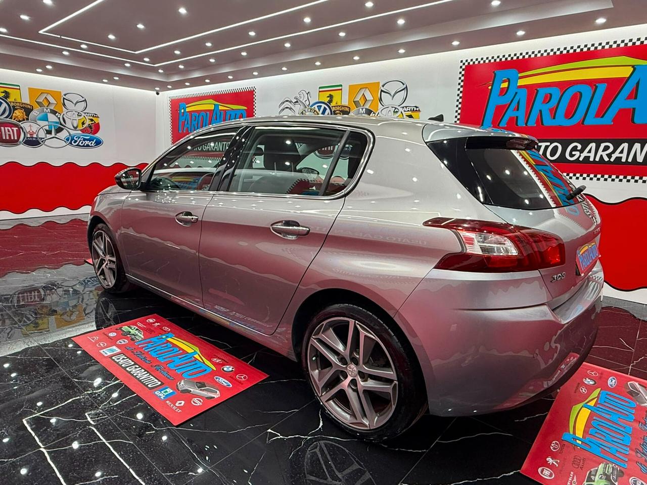 Peugeot 308 1.2 131cv Turbo Allure - 2014