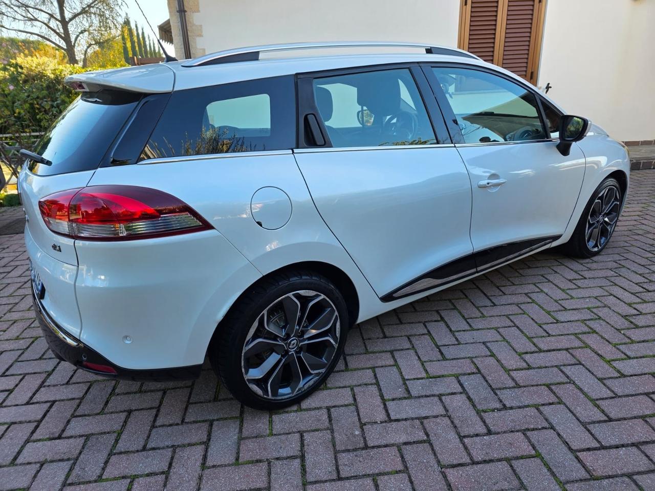 Renault Clio Sporter dCi 8V 90CV EDC Start&Stop Energy Intens