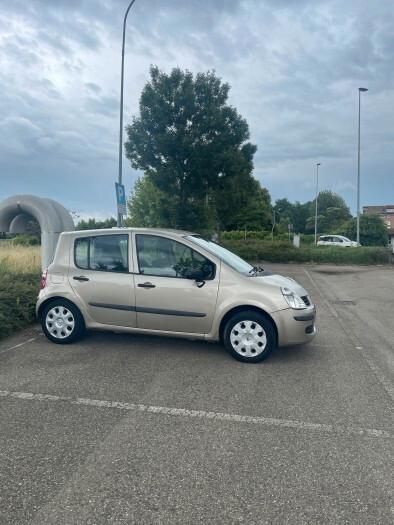 Renault Modus 1.2 16V GPL