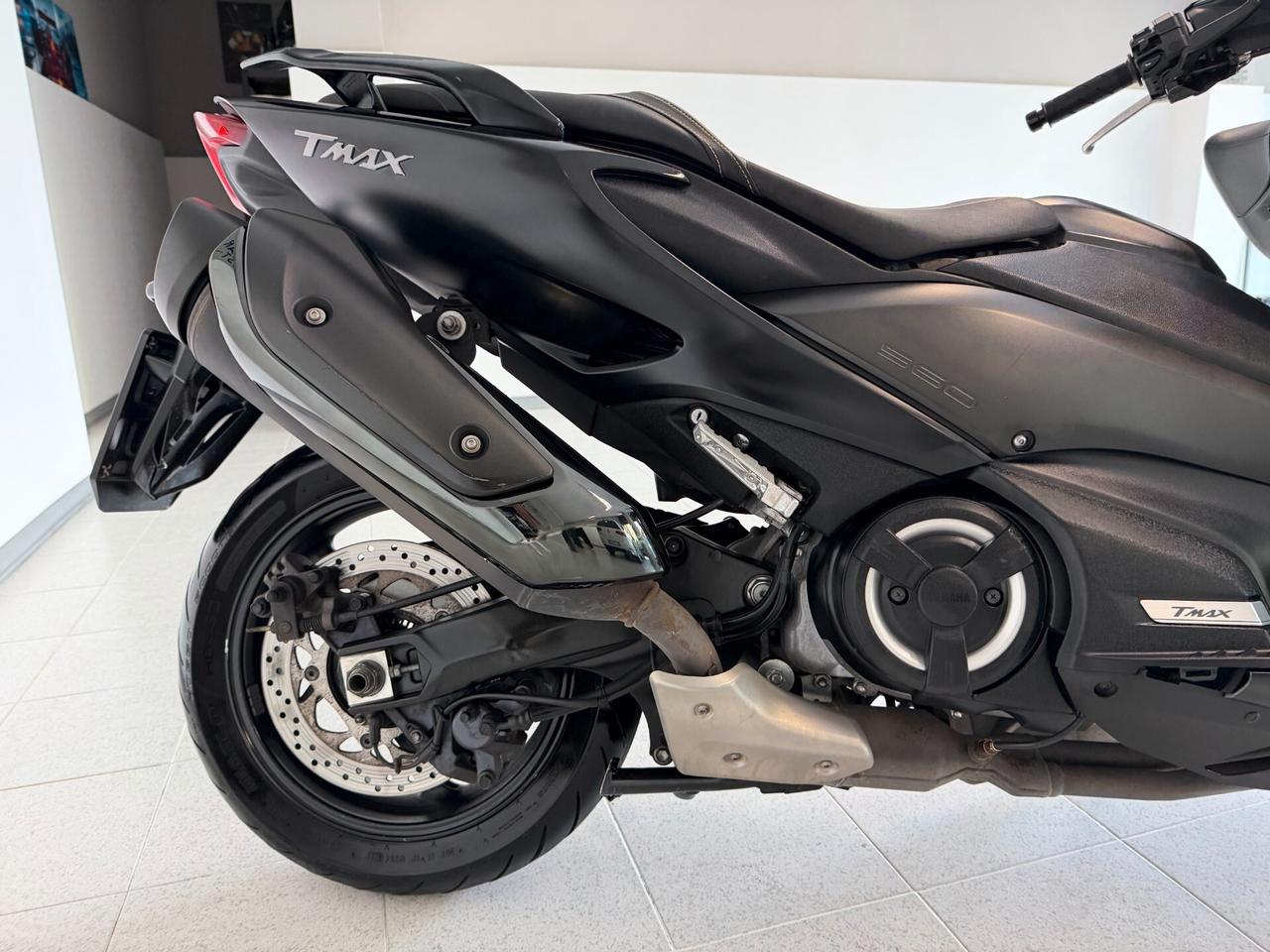 Yamaha TMAX 560 MY21 PRONTACONSEGNA FINANZIABILE PERMUTE