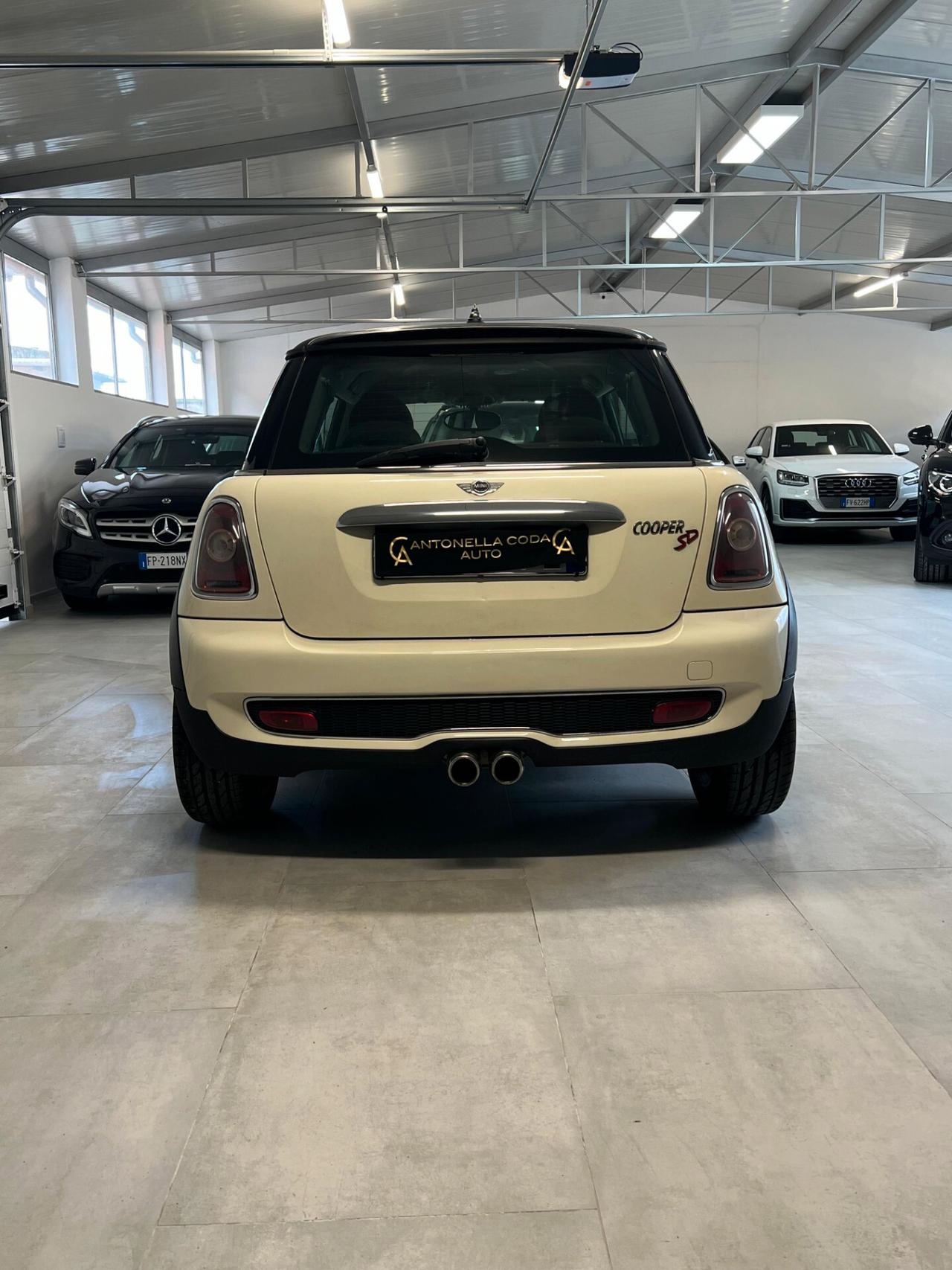 Mini 1.6 16V Cooper D