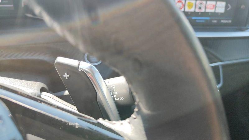Peugeot 2008 BlueHDi 130 S&S EAT8 Allure Pack