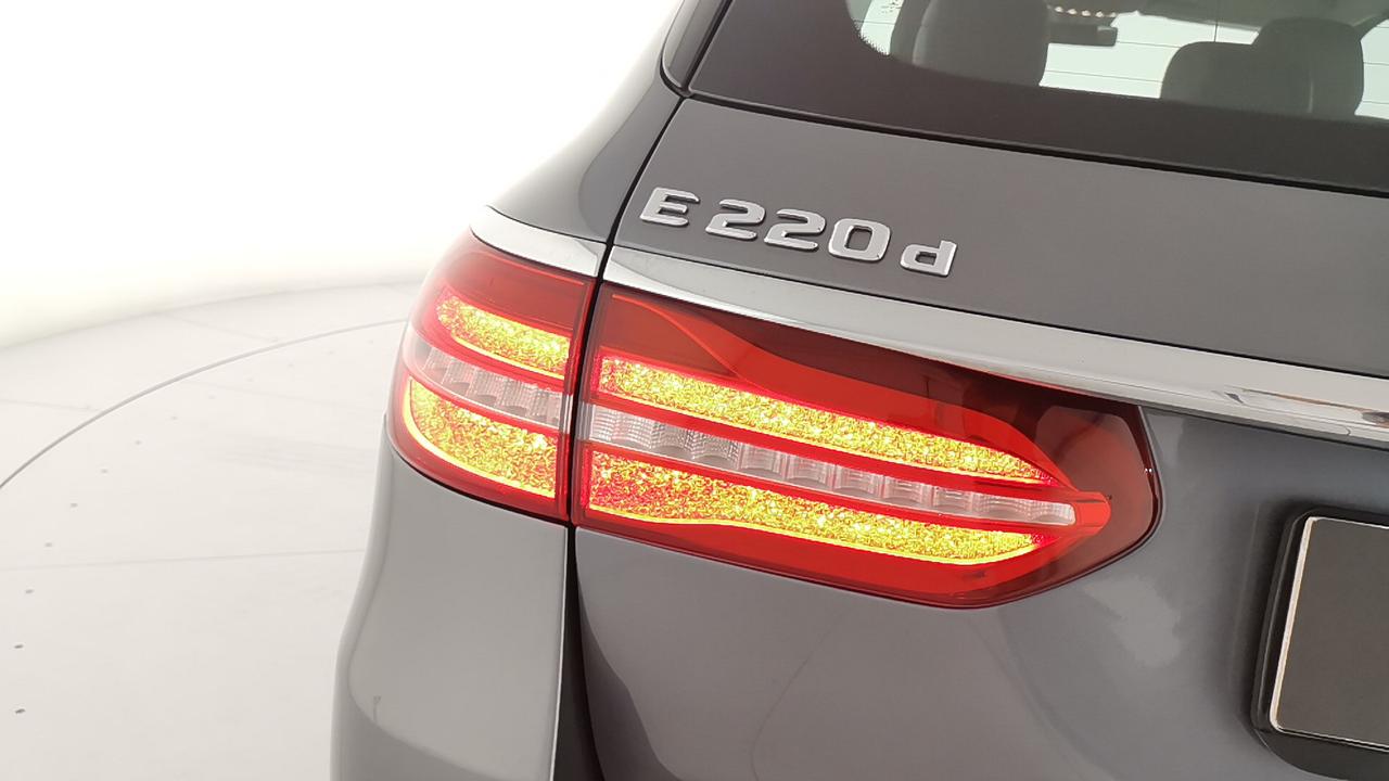 Mercedes-Benz Classe E - S213 SW - E SW 220 d Business Sport auto