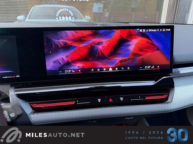 BMW 520 d 48V Msport 7 ANNI GARANZIA RATA 799 ?