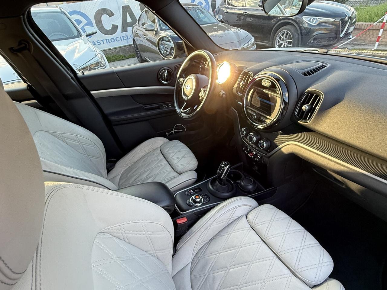 MINI COUNTRYMAN COOPER DIESEL STUPENDA