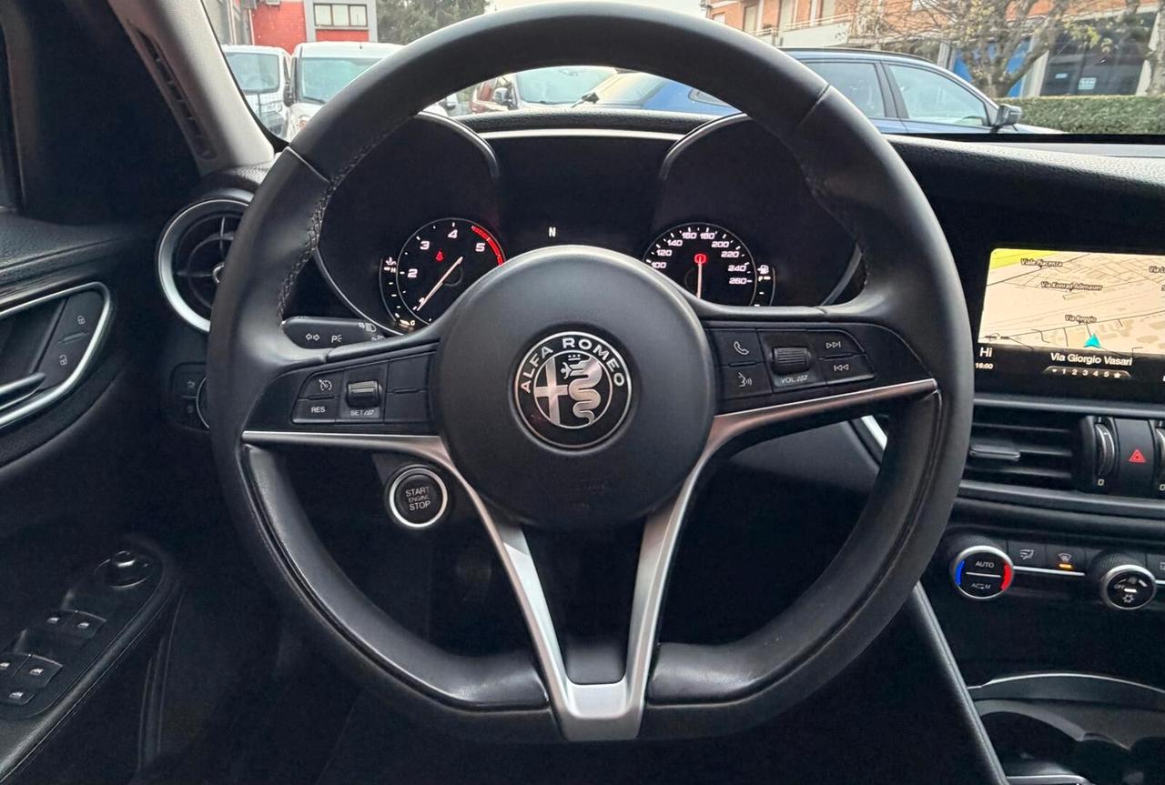 Alfa Romeo Giulia 2.2 Turbodiesel 150 CV Super
