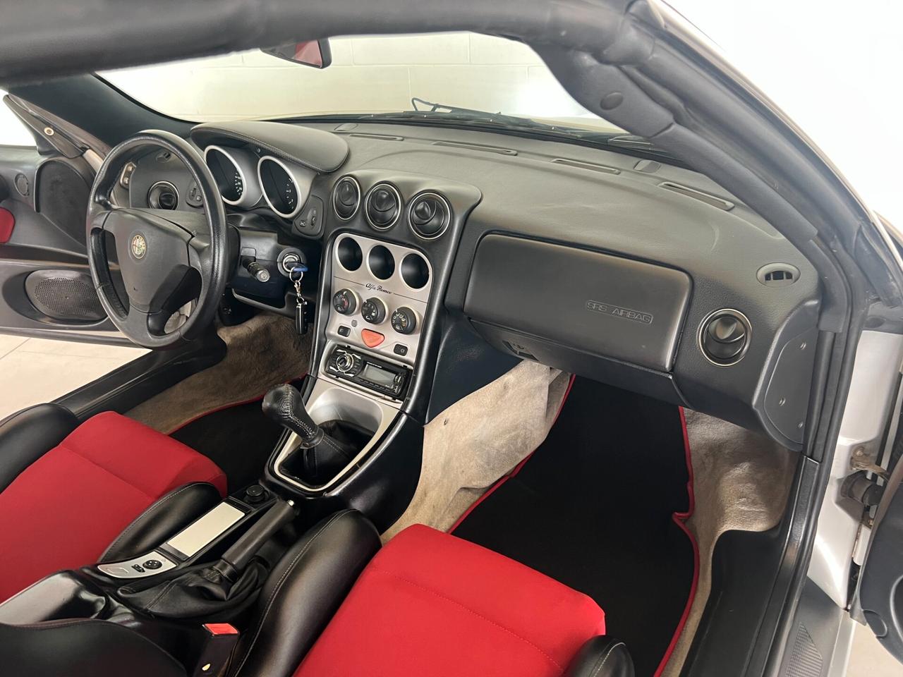 Alfa Romeo GTV Spider 1.8i 16V Twin Spark con certificato di rilevanza storica