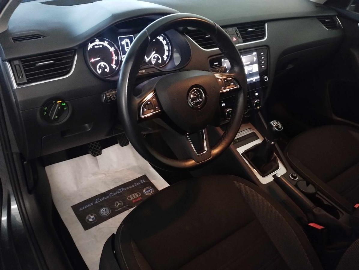 SKODA Octavia Wagon 1.0 TSI Ambition - UNICO-PROPR - APPLE - 8 CERCHI+GOMME GAR.24 mesi