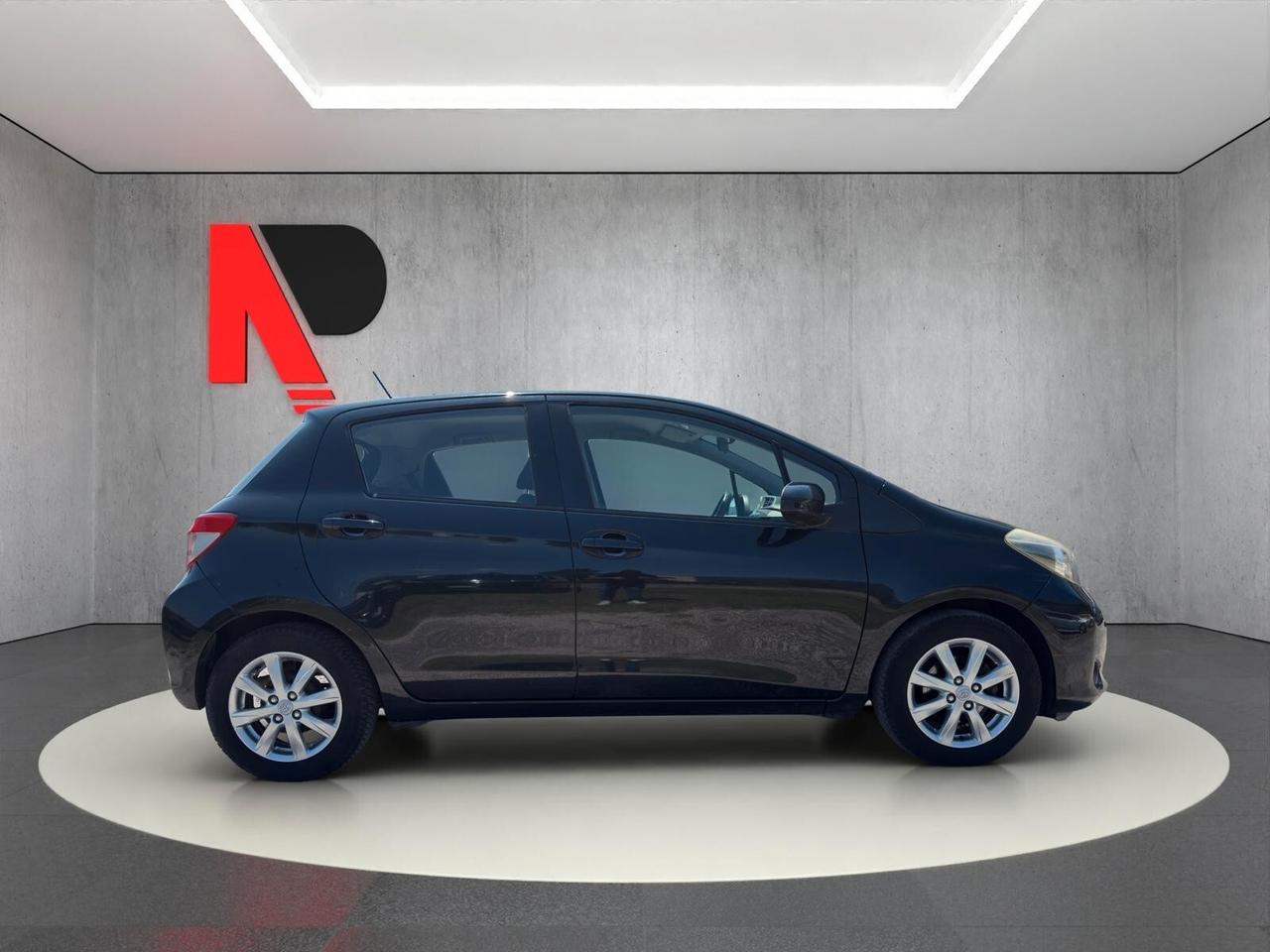Toyota Yaris 1.3 5 porte Active