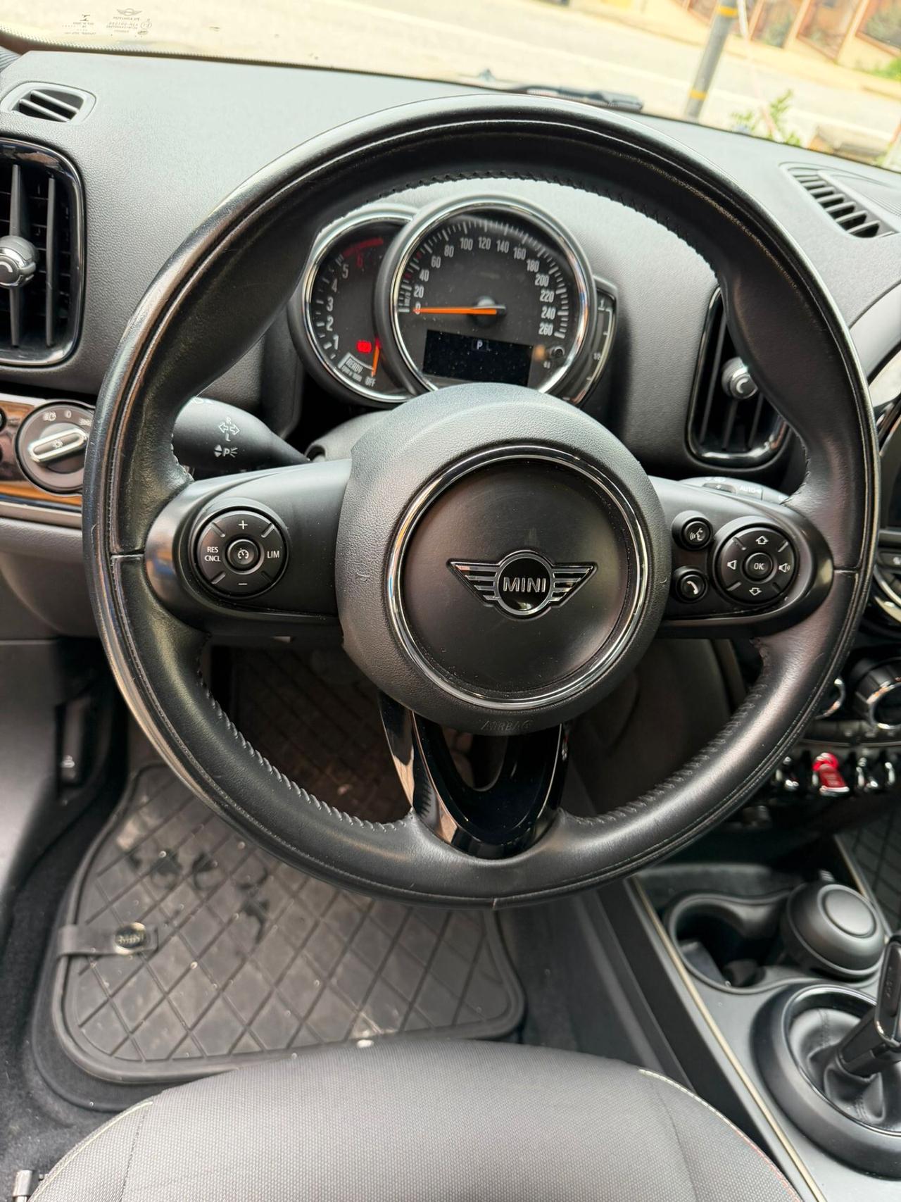 Mini One D Countryman 1.5 Hype