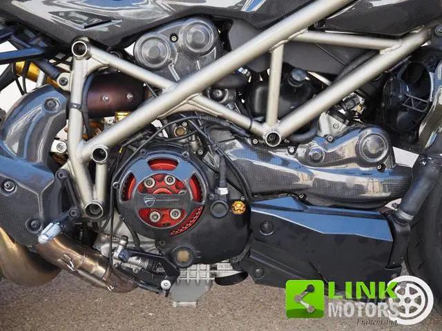 DUCATI Streetfighter 1098 S