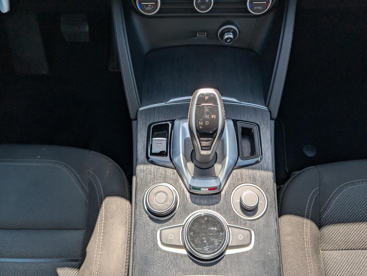 Alfa Romeo Stelvio 2.2 Turbodiesel 190 CV AT8 RWD Business