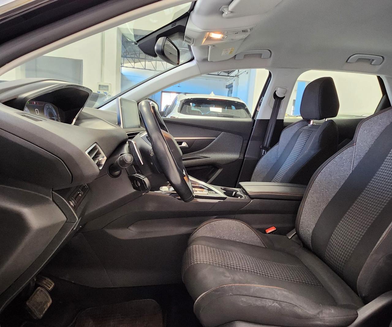 Peugeot 3008 BlueHDi 130 S&S Active
