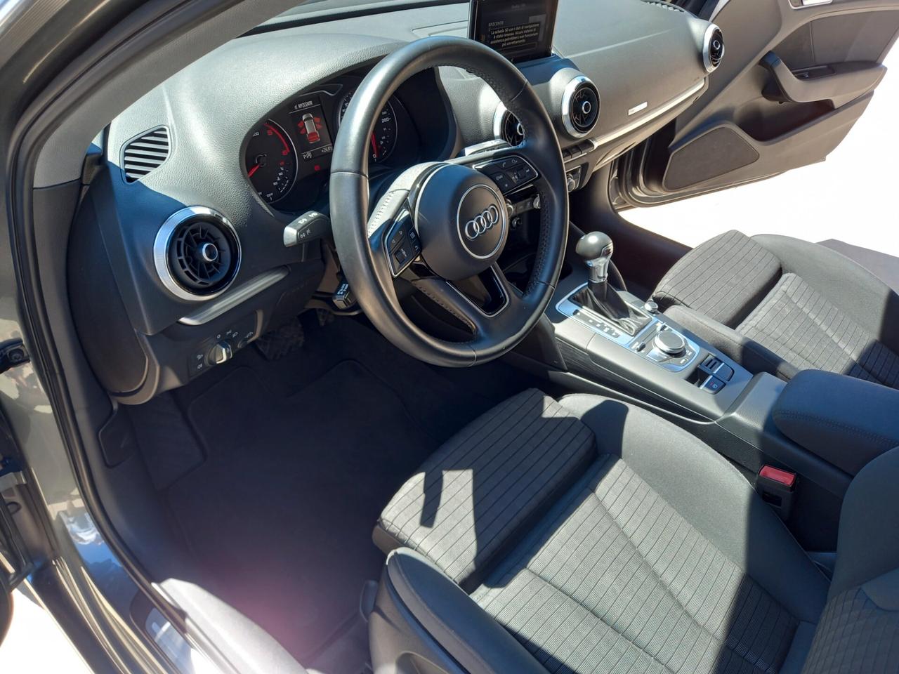 Audi A3 1.6 TDI 116 CV Design 10/2018