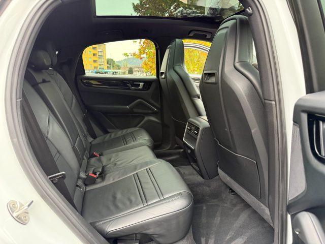 PORSCHE Cayenne Coupé 3.0 V6 E-Hybrid