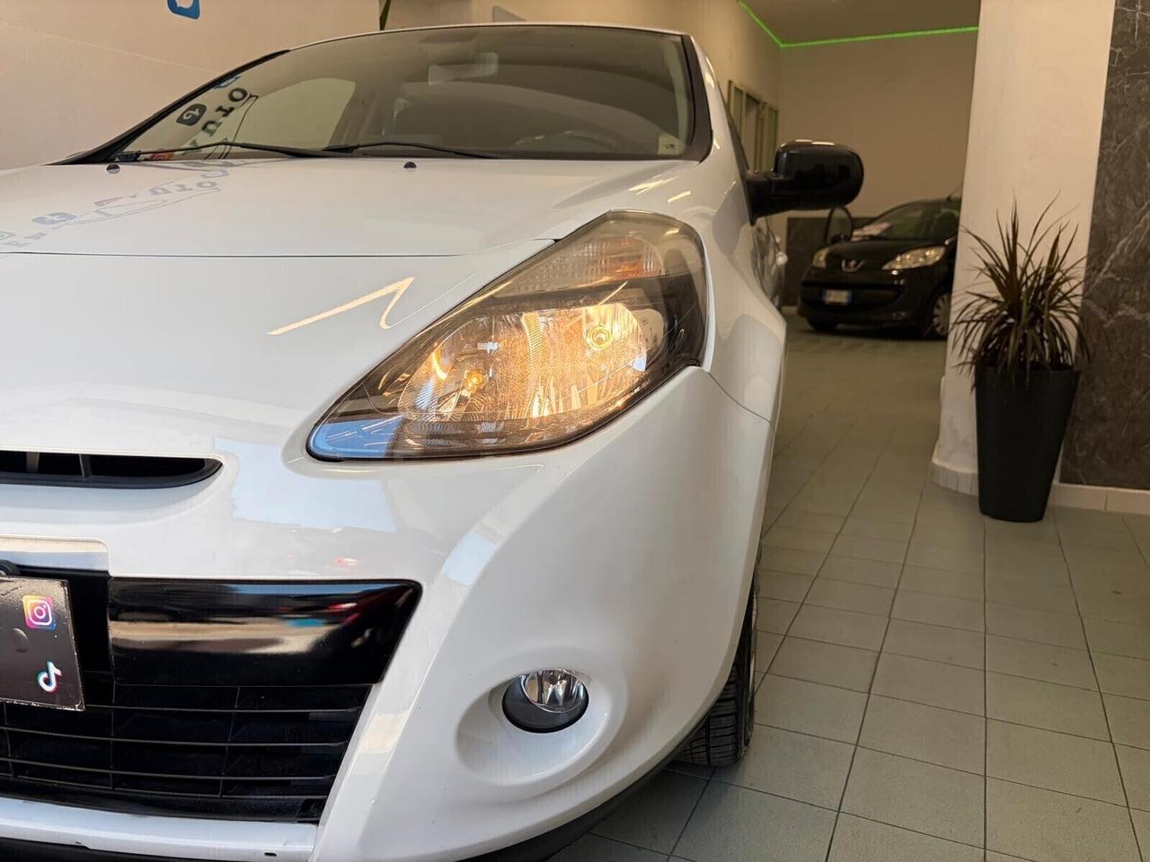 Renault Clio 1.2 COMPRESO DISTRIBUZIONE&GARANZIA