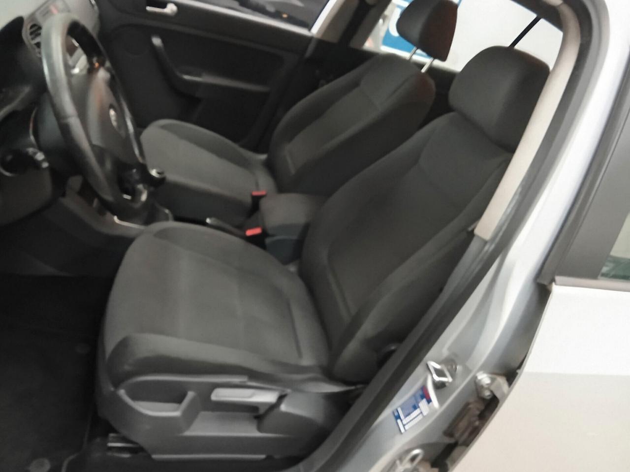 Volkswagen Golf Plus 1.6 BZ/75 KW/Comfortline MULTISPAZIO