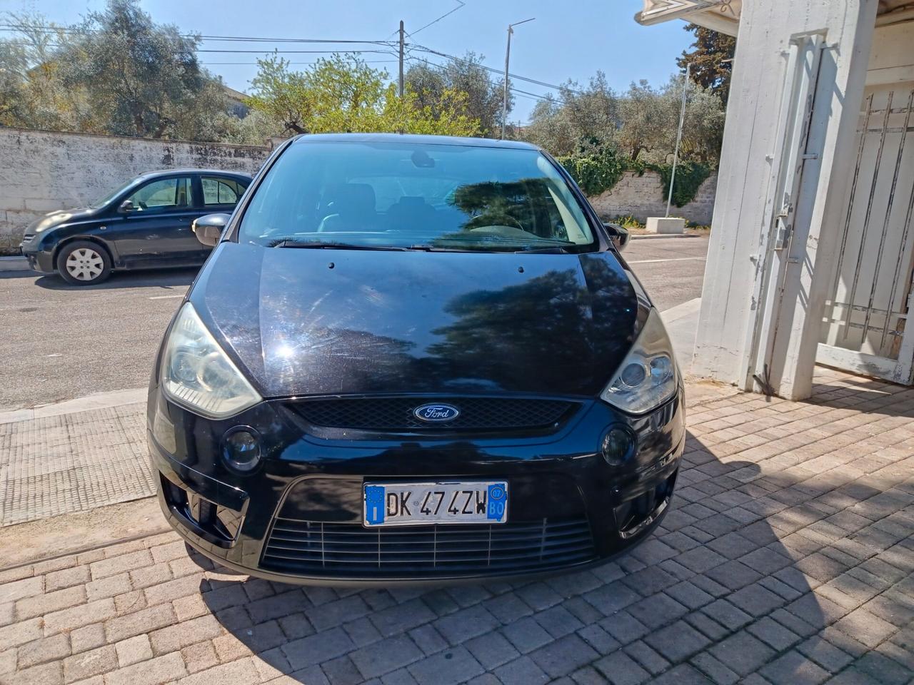 Ford S-Max 2.0 TDCi 140CV Titanium