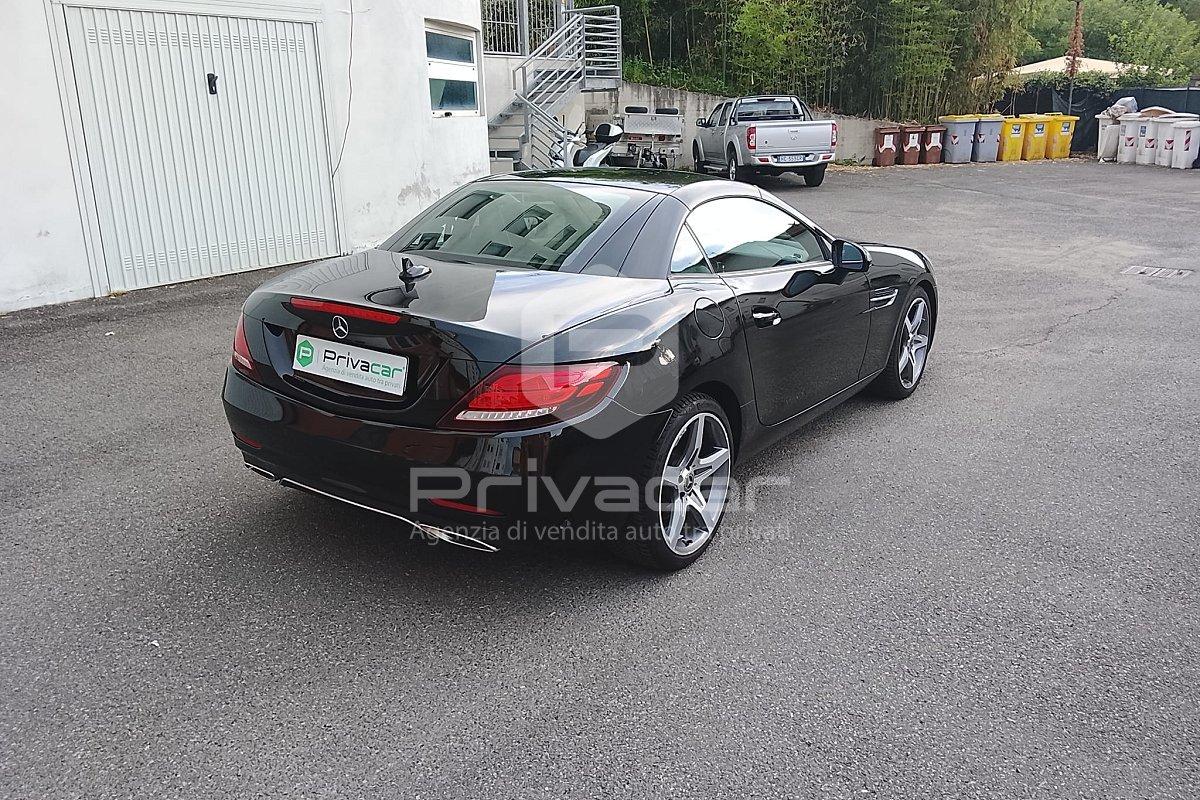 MERCEDES SLC 180 AMG line