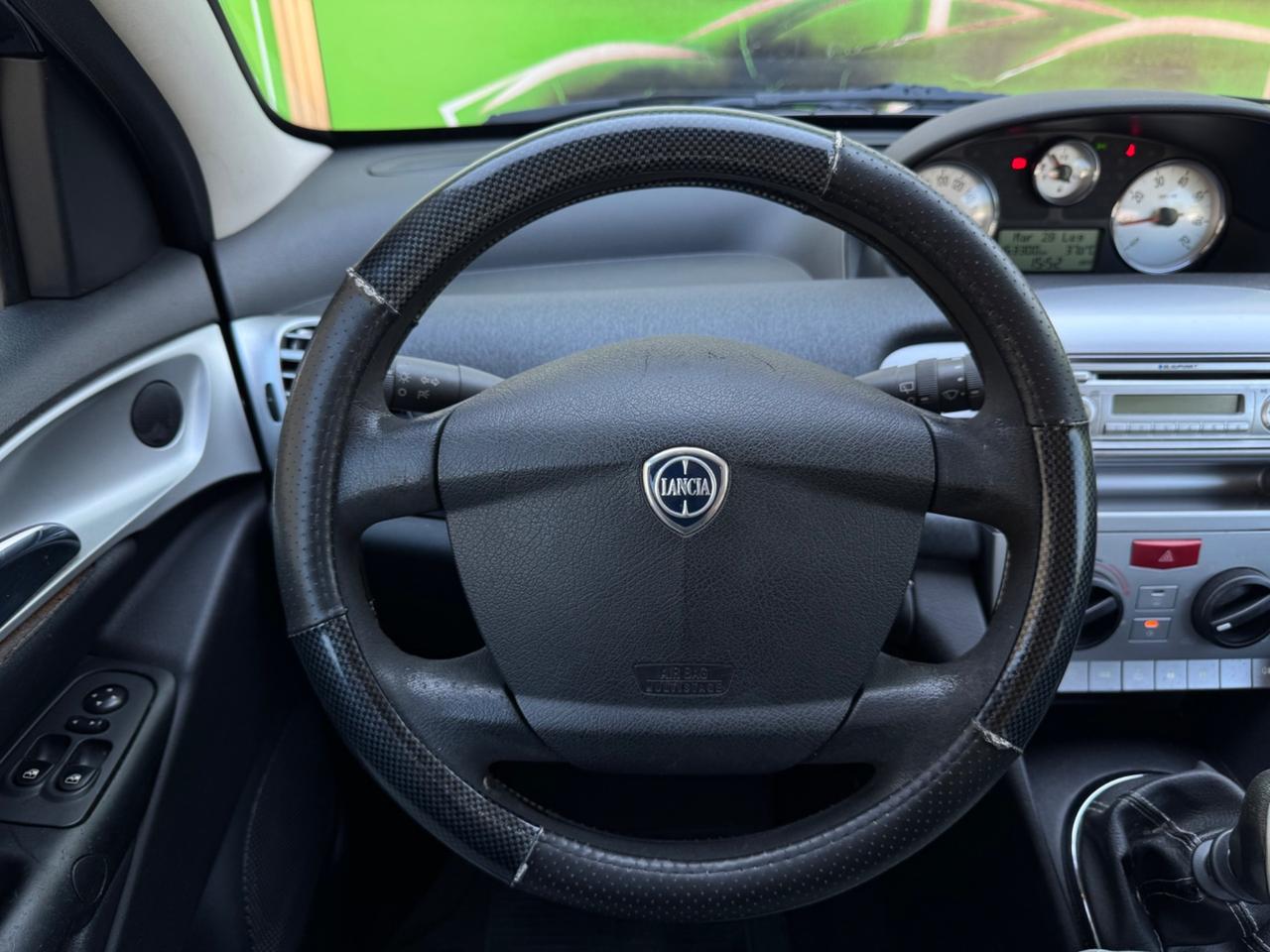 Lancia Ypsilon 1.2 69 CV Diva 2011 NEOPATENTATI