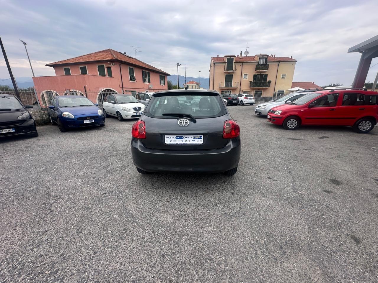 Toyota Auris 1.4 D-4D 5 porte Sol
