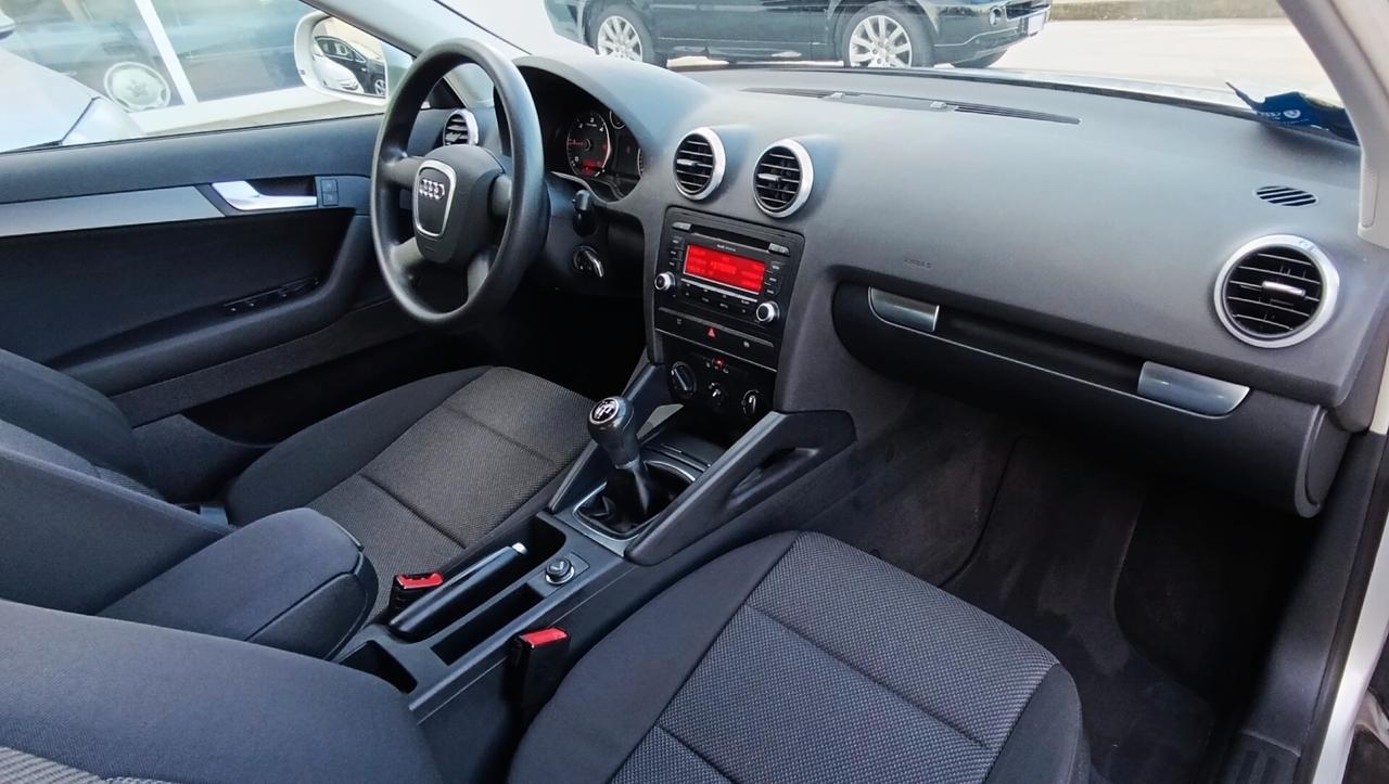 Audi A3 SPB 1.6 TDI 90cv. Young Edition - Ok Neopatentati- Uniproprietario