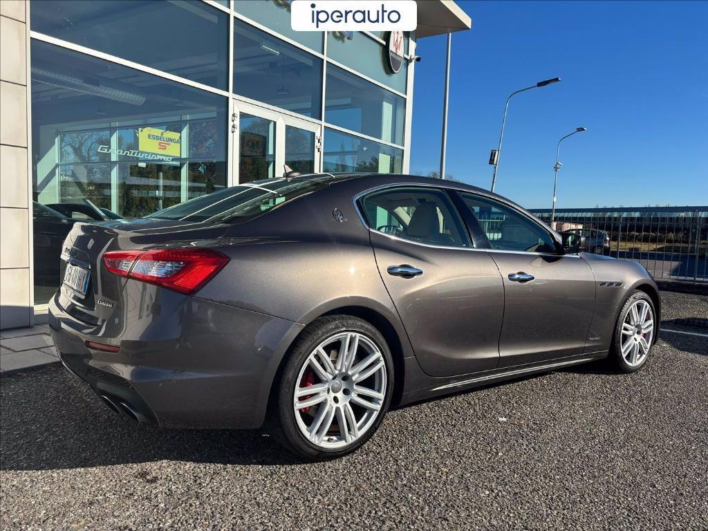 MASERATI Ghibli 3.0 V6 bt Gransport 350cv auto del 2017