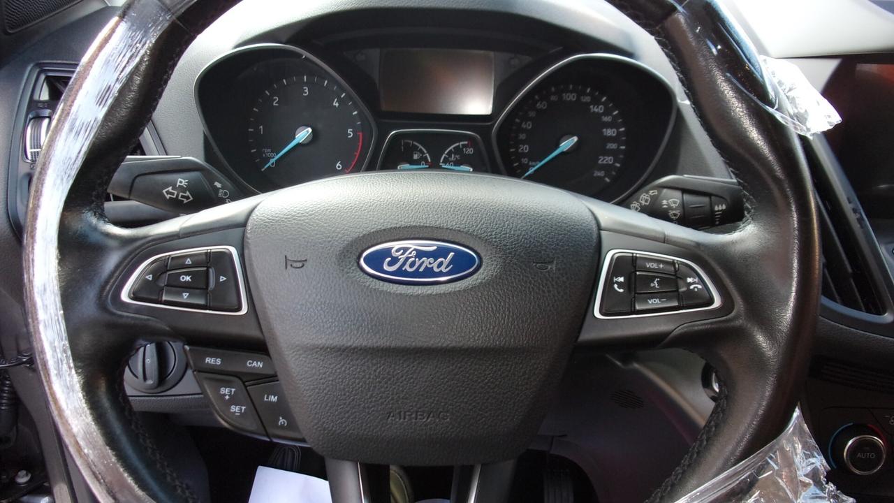 Ford Kuga 1.5 TDCI 120 CV S&S 2WD Titanium