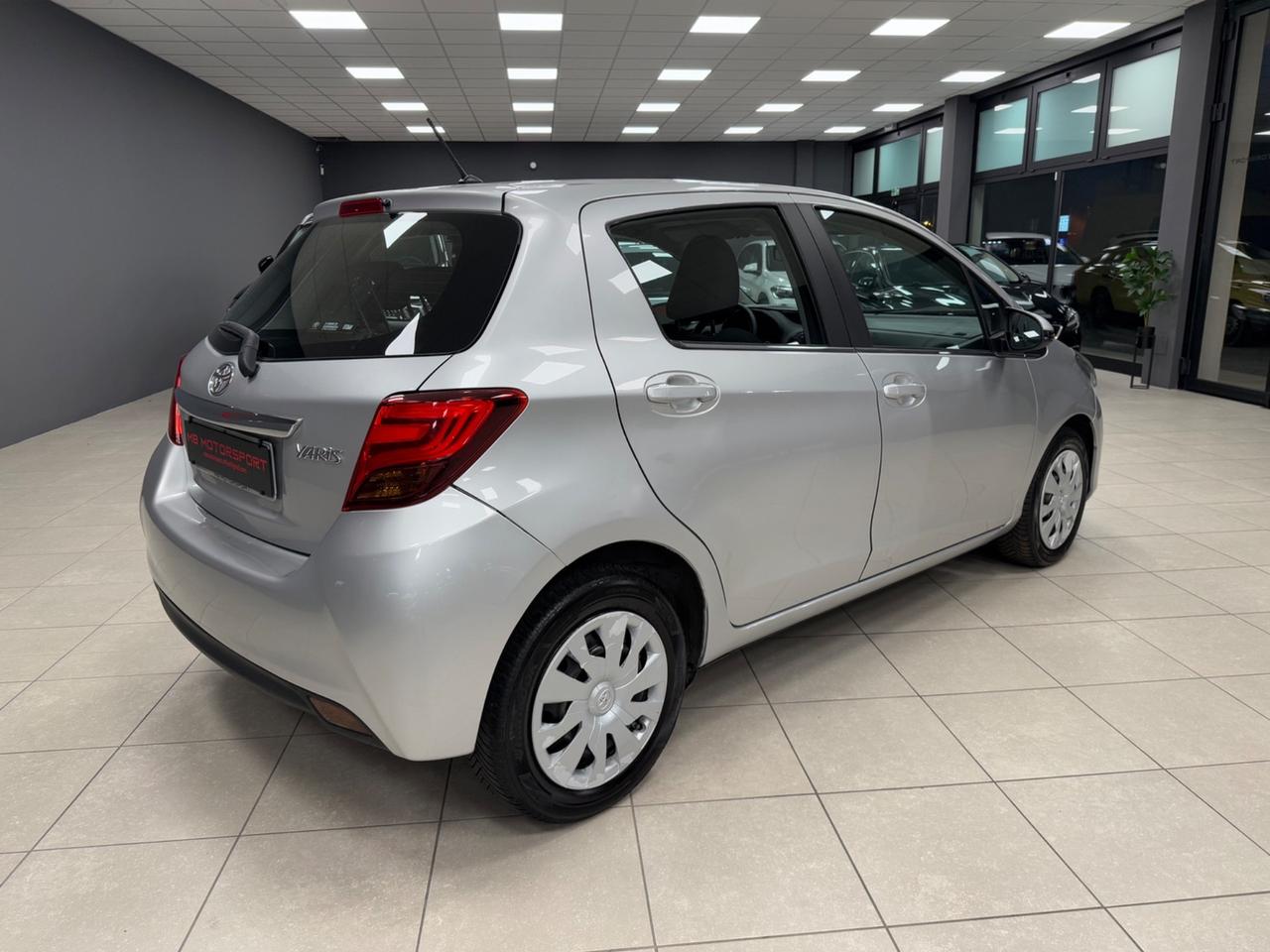 Toyota Yaris 1.4 D-4D 5 porte Lounge