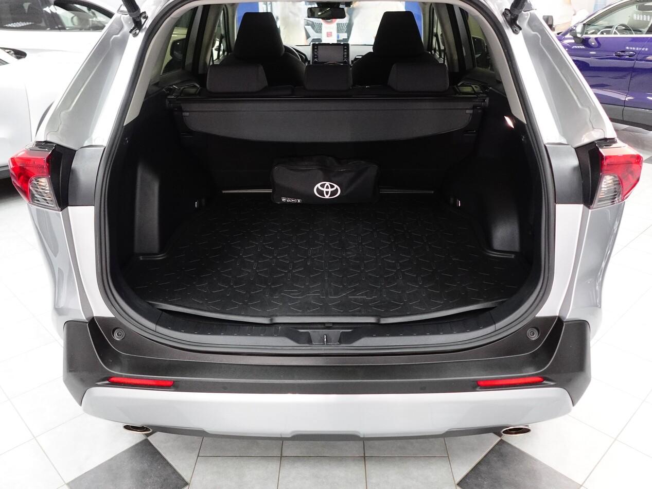 Toyota RAV4 2.5 E-CVT VVT-IE HYBRID 218 CV BSN