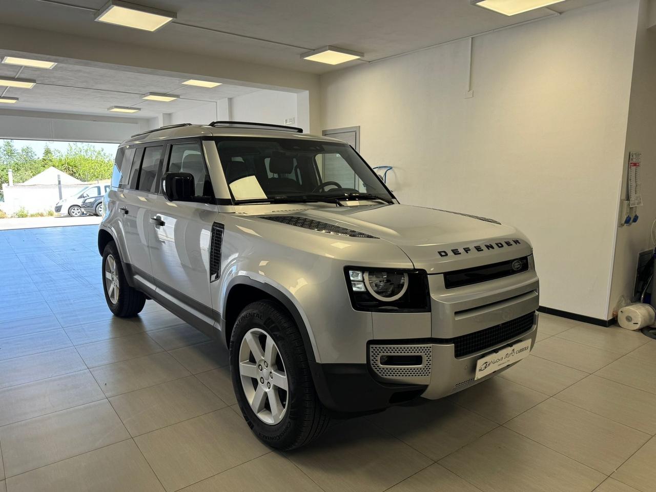 Land Rover Defender 110 2.0 SD4 AWD Auto HSE