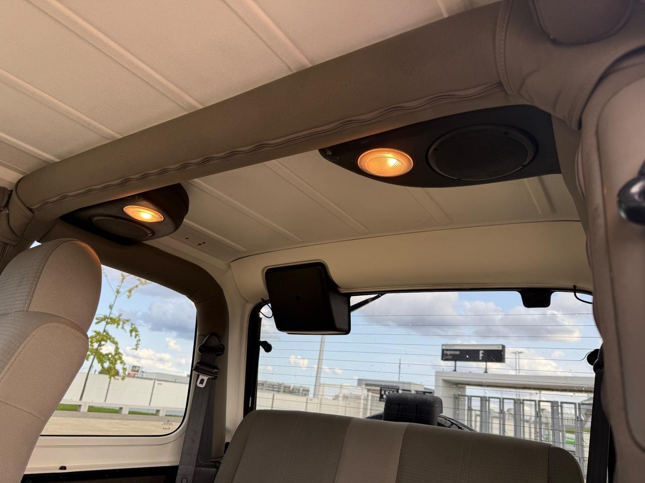 Jeep Wrangler 4.0 cat SAHARA HardTop