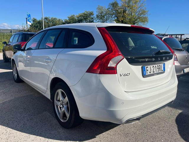 VOLVO V60 D2 Summum