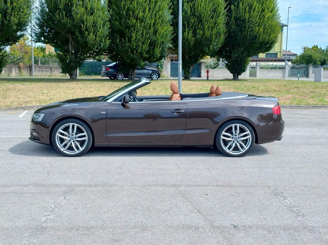 Audi A5 Cabrio 1.8 Benz/GPL 170cv S-Line DA VETRINA